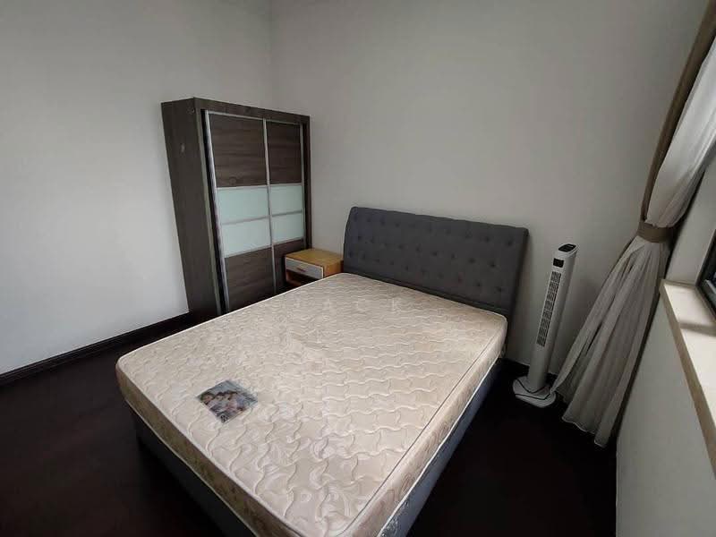 Kediaman Servis untuk Dijual di R&F Princess Cove Phase 1 - Jack Liew - Bedroom - PropertyGuru.com.my