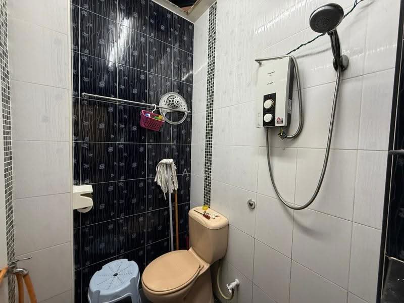 Rumah Teres 2-Tingkat untuk Dijual di Taman Nusa Bestari 2 (Iskandar Puteri (Nusajaya)) - Jack Liew - Bathroom - PropertyGuru.com.my