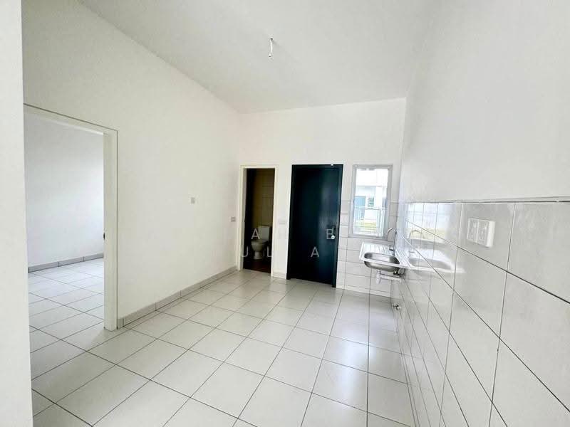 2-storey Terraced House for Sale in Bandar Bukit Tinggi (Klang) - Rafedah Binti Abdul Aziz - Kitchen - PropertyGuru.com.my