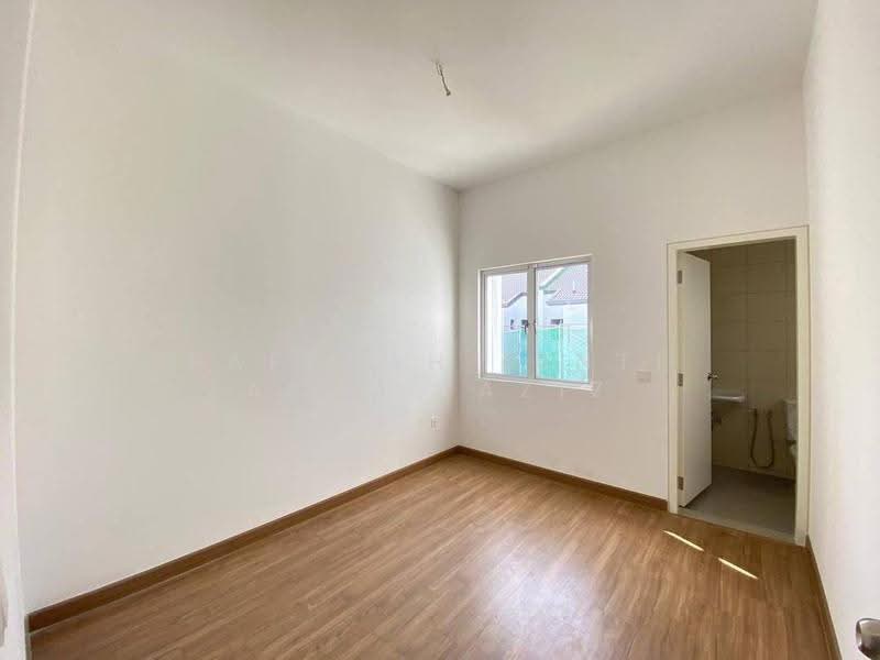 2-storey Terraced House for Sale in Bandar Bukit Tinggi (Klang) - Rafedah Binti Abdul Aziz - Interior - PropertyGuru.com.my