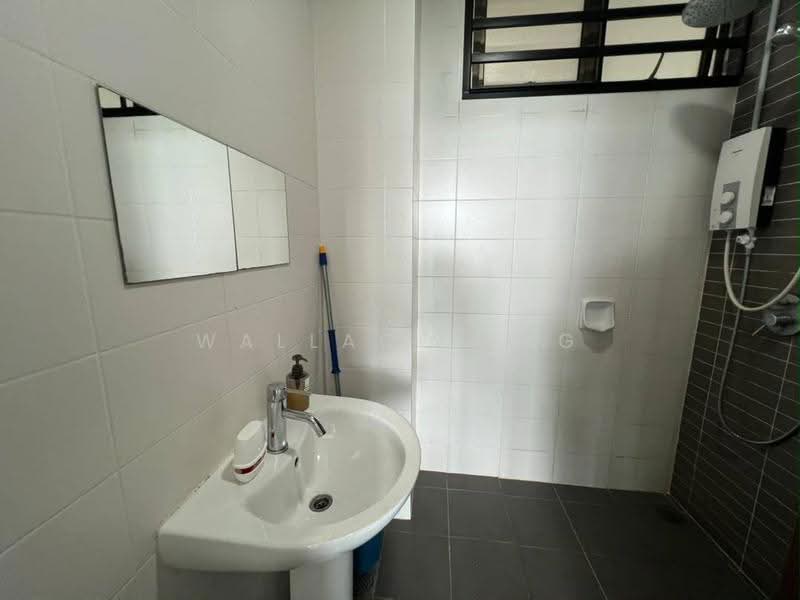 Kediaman Servis untuk Disewa di Palazio - Wallace Ang - Bathroom - PropertyGuru.com.my