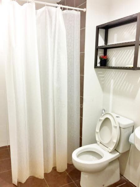 Service Residence for Rent at Pacific Place - Stanley Hong - Bathroom - PropertyGuru.com.my