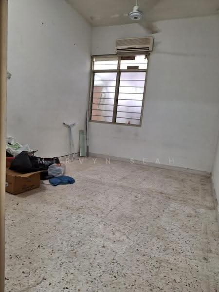 Rumah Teres 2.5-Tingkat untuk Dijual di Teluk Kumbar (Penang) - Mervyn Seah - PropertyGuru.com.my