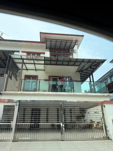 Rumah Teres 2.5-Tingkat untuk Dijual di Taman Ehsan Jaya (Ulu Tiram) - Fu Heng Chong - Exterior - PropertyGuru.com.my
