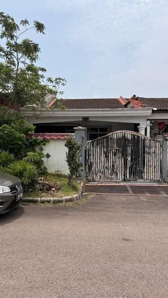 Rumah Teres 1-Tingkat untuk Dijual di Taman Puteri Wangsa (Ulu Tiram) - Fu Heng Chong - Exterior - PropertyGuru.com.my