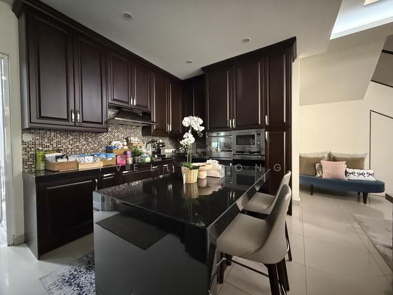 3-storey Terraced House for Rent in Duta Tropika (Batu) - Yvelle Wong - Kitchen - PropertyGuru.com.my