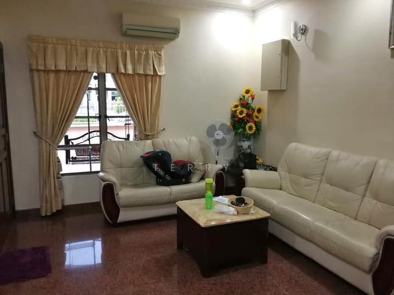 Semi-Detached House for Sale in Ampang (Selangor) - Terry Yee - Living Room - PropertyGuru.com.my