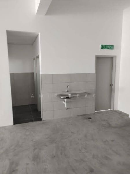 Shop / Office for Rent in Bandar Tropicana Aman (Telok Panglima Garang) - Amir Abas - Interior - PropertyGuru.com.my