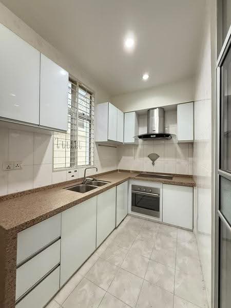 Bungalow House for Sale in Taman Cengal (Butterworth) - SH Lee - Kitchen - PropertyGuru.com.my