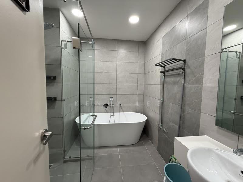 Kediaman Servis untuk Disewa di Dorsett Waterfront Subang - Kenix Lee - Bathroom - PropertyGuru.com.my