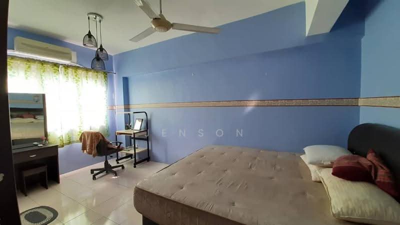 Pangsapuri untuk Dijual di Pelangi Heights - Jenson Low - Bedroom - PropertyGuru.com.my