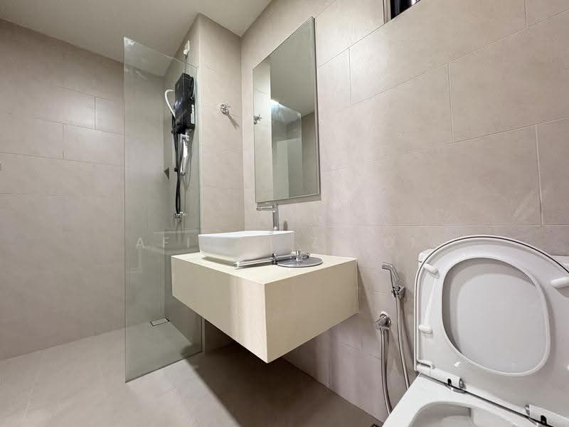 Service Residence for Rent at Melawati : Park One - Afiqah zaidi - Bathroom - PropertyGuru.com.my