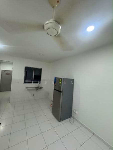 Kondominium untuk Disewa di Scott Towers @ Larkin JB - Thea Lai - Kitchen - PropertyGuru.com.my