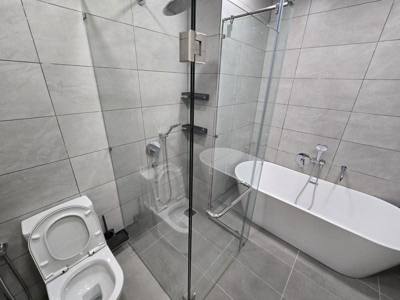 Kediaman Servis untuk Disewa di Dorsett Waterfront Subang - Ray Lee - Bathroom - PropertyGuru.com.my
