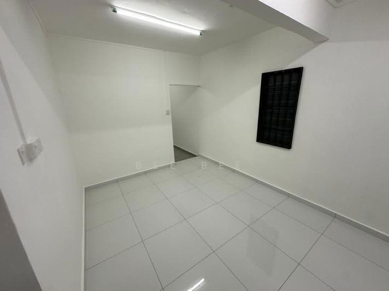 Rumah Teres 1-Tingkat untuk Disewa di Taman Puteri Wangsa (Ulu Tiram) - Bee Bee - PropertyGuru.com.my