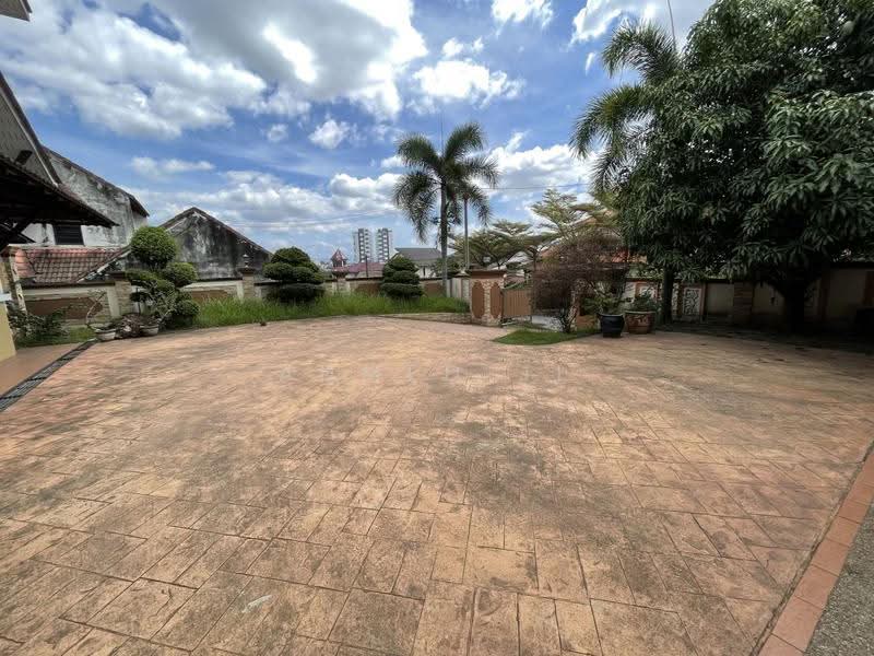 Bungalow House for Sale in Bandar Baru Bangi (Selangor) - Ahmed JL - Exterior - PropertyGuru.com.my