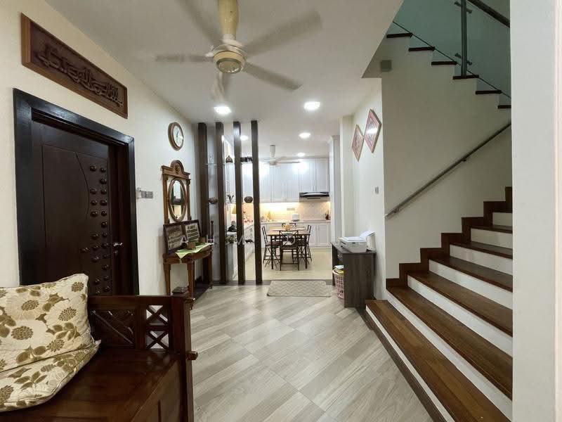 Bungalow House for Sale in Bandar Baru Bangi (Selangor) - Ahmed JL - Entrance - PropertyGuru.com.my