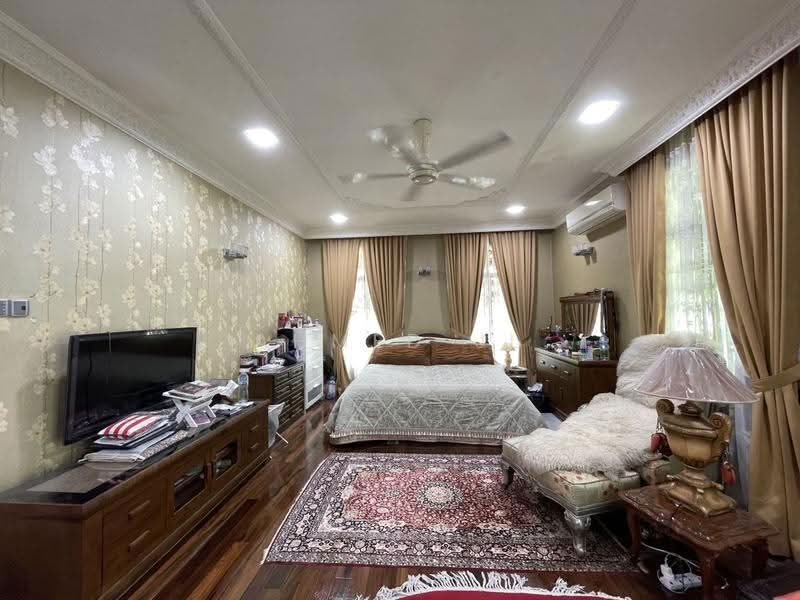 Bungalow House for Sale in Bandar Baru Bangi (Selangor) - Ahmed JL - Bedroom - PropertyGuru.com.my