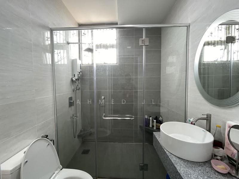 Bungalow House for Sale in Bandar Baru Bangi (Selangor) - Ahmed JL - Bathroom - PropertyGuru.com.my