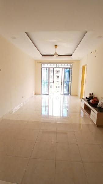 Kondominium untuk Dijual di Platinum Hill PV 3 - Aaron Ong - Living Room - PropertyGuru.com.my