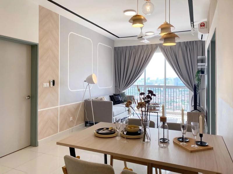 Kediaman Servis untuk Disewa di Pinnacle Sri Petaling - Mico Wong - Living Room - PropertyGuru.com.my