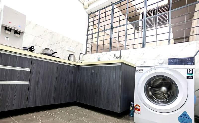 Condominium for Rent at Koi Tropika - Yi Jun - Kitchen - PropertyGuru.com.my