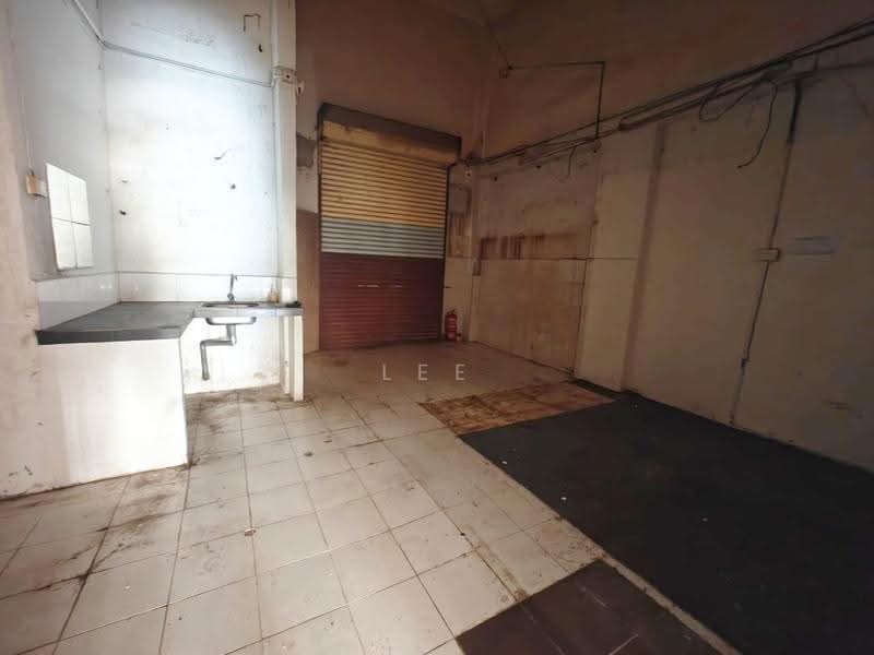 Shop for Rent in Damansara Damai (Selangor) - Lee Sing Siong - Interior - PropertyGuru.com.my