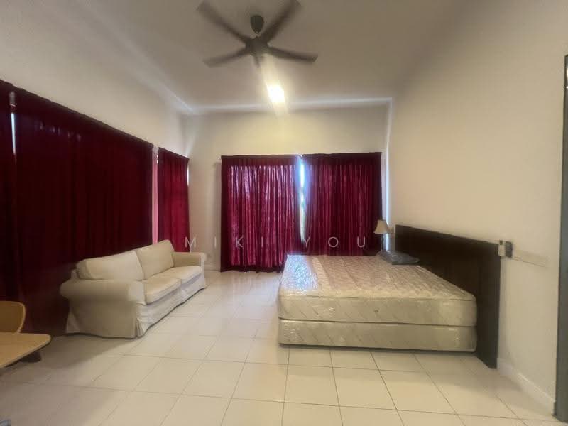 Rumah Teres 2-Tingkat untuk Disewa di Bandar Rimbayu (Telok Panglima Garang) - Miki You - Bedroom - PropertyGuru.com.my