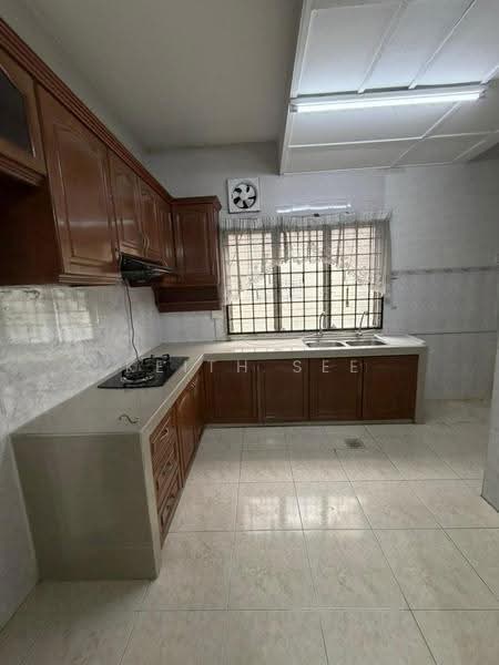 Rumah Teres 2-Tingkat untuk Disewa di Bandar Botanic (Klang) - Keith See - Kitchen - PropertyGuru.com.my
