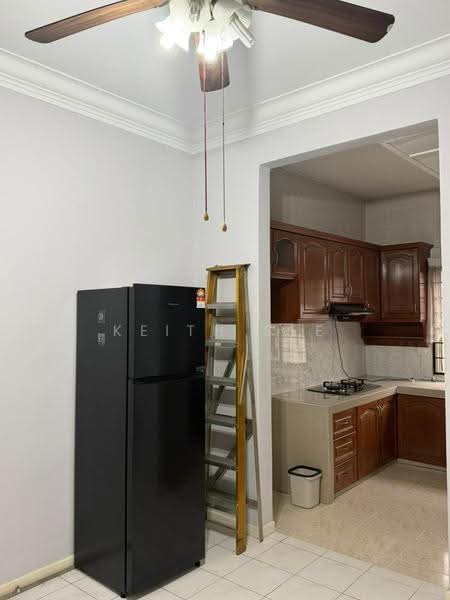 Rumah Teres 2-Tingkat untuk Disewa di Bandar Botanic (Klang) - Keith See - Kitchen - PropertyGuru.com.my