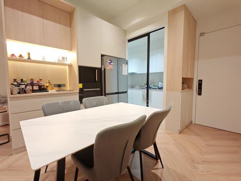 Kediaman Servis untuk Dijual di Senada Residence @ KLGCC Resort - Kraven Poon - Dining Room - PropertyGuru.com.my