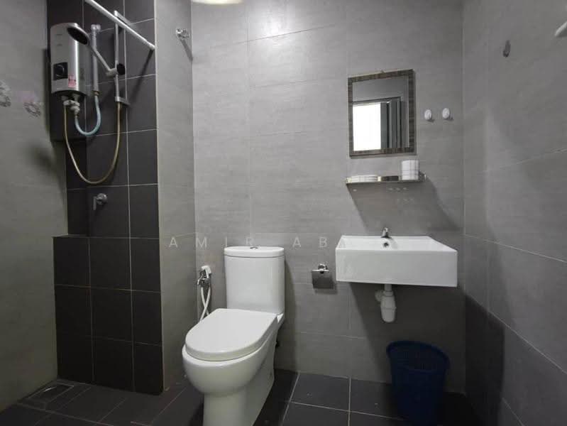 Condominium for Rent at Hon Residensi @ City Garden Commercial Centre - Amir Abas - Bathroom - PropertyGuru.com.my