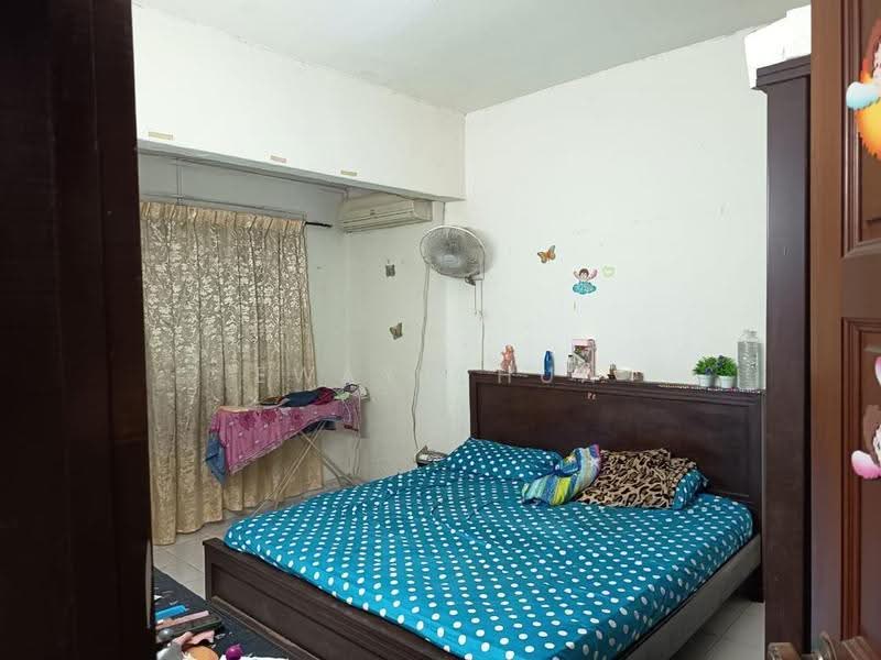 Rumah Teres 1-Tingkat untuk Dijual di Taman Aman (Senai) - Eway Chua - Bedroom - PropertyGuru.com.my
