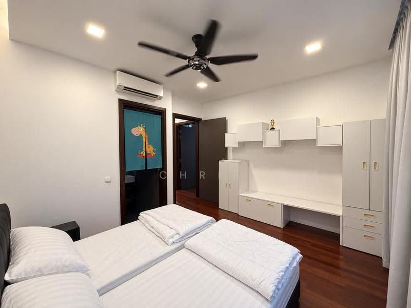 Rumah Berkembar untuk Dijual di Eco Sanctuary (Telok Panglima Garang) - Chris Lee - Bedroom - PropertyGuru.com.my