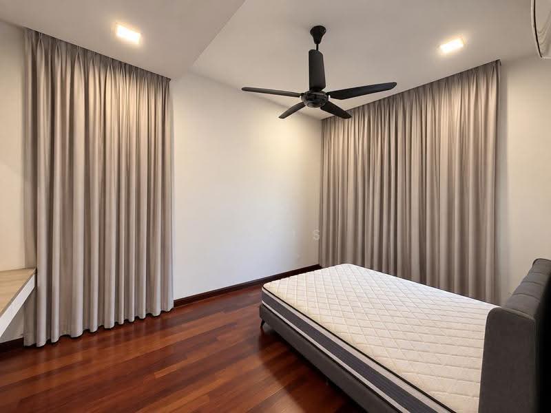Rumah Berkembar untuk Dijual di Eco Sanctuary (Telok Panglima Garang) - Chris Lee - Bedroom - PropertyGuru.com.my