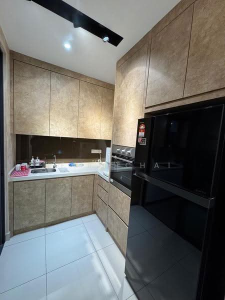 Kediaman Servis untuk Disewa di LakePark Residence @ KL North - Perry Chai - Kitchen - PropertyGuru.com.my