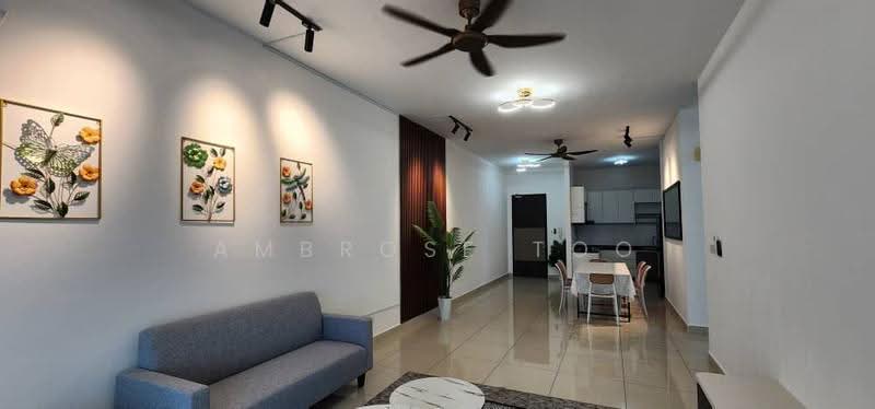 Kediaman Servis untuk Dijual di Pinnacle Tower - Ambrose Too - Living Room - PropertyGuru.com.my