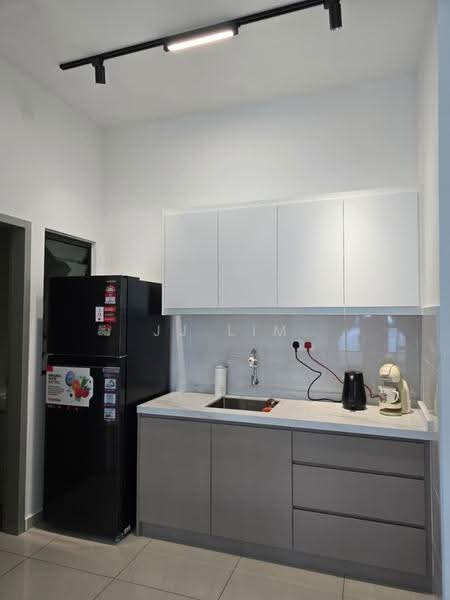 Kediaman Servis untuk Disewa di B11 Parkland Residence - JJ Lim - Kitchen - PropertyGuru.com.my