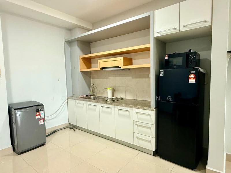 Condominium for Rent at Shaftsbury Residence - Jordan Leong - Kitchen - PropertyGuru.com.my