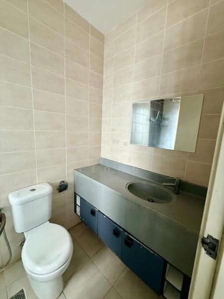 Condominium for Rent at Shaftsbury Residence - Jordan Leong - Bathroom - PropertyGuru.com.my