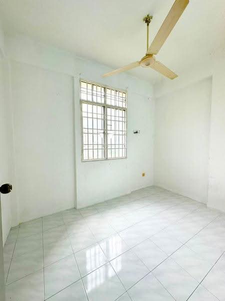 Kondominium untuk Dijual di Mutiara Condominium - C.H. Lee - Interior - PropertyGuru.com.my