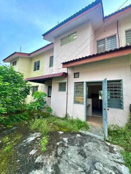 Rumah Teres 2-Tingkat untuk Dijual di Bandar Baru Enstek (Bandar Enstek) - Firdaus Husin - PropertyGuru.com.my