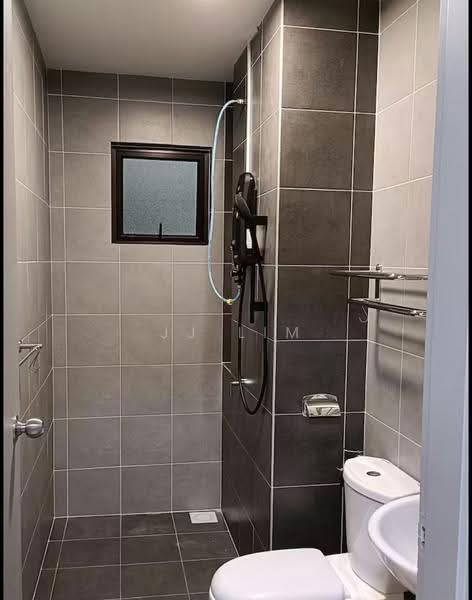 Kediaman Servis untuk Disewa di The Netizen - JJ Lim - Bathroom - PropertyGuru.com.my