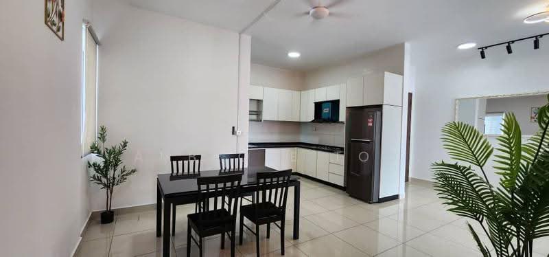 Kediaman Servis untuk Dijual di Pinnacle Tower - Ambrose Too - Kitchen - PropertyGuru.com.my
