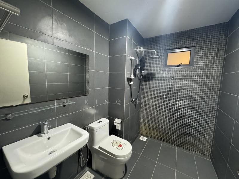 Kondominium untuk Disewa di Parkhill Residence - Lu King Hung - Bathroom - PropertyGuru.com.my