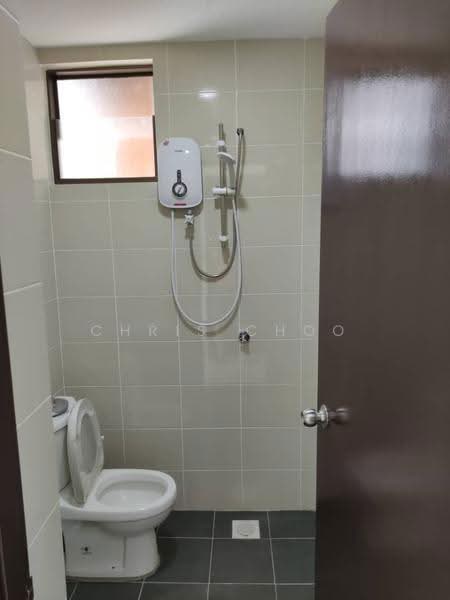 Kondominium untuk Dijual di Residensi Zamrud - Chris Choo - Bathroom - PropertyGuru.com.my