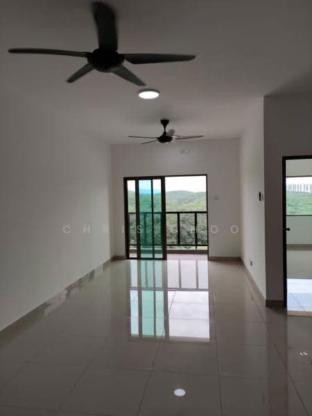 Kondominium untuk Dijual di Residensi Zamrud - Chris Choo - Living Room - PropertyGuru.com.my