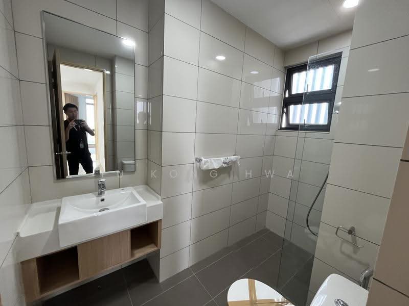 Kediaman Servis untuk Dijual di Avara - Iu Kong Hwa - Bathroom - PropertyGuru.com.my