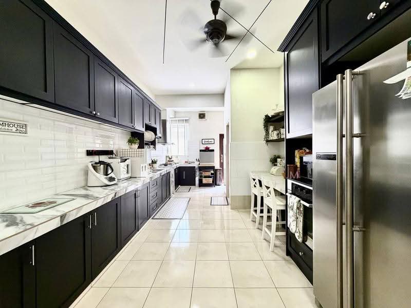 Rumah Teres 2-Tingkat untuk Dijual di Serene Heights (Semenyih) - Azli Ibrahim - Kitchen - PropertyGuru.com.my