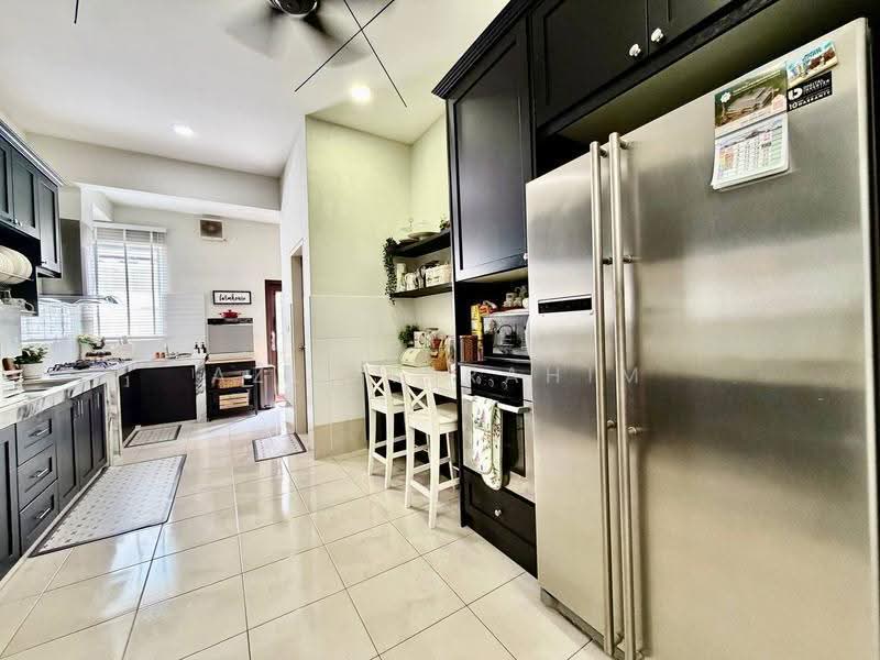 Rumah Teres 2-Tingkat untuk Dijual di Serene Heights (Semenyih) - Azli Ibrahim - Kitchen - PropertyGuru.com.my